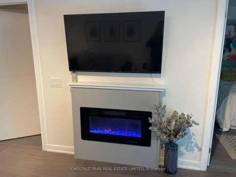 Photo 13 at 701 - 525 Adelaide Street W, Waterfront Communities C1, Toronto