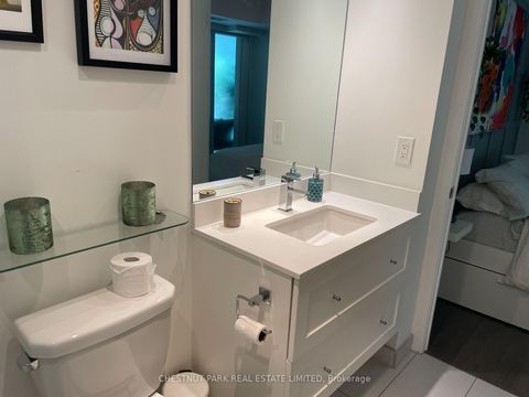 Photo 20 at 701 - 525 Adelaide Street W, Waterfront Communities C1, Toronto