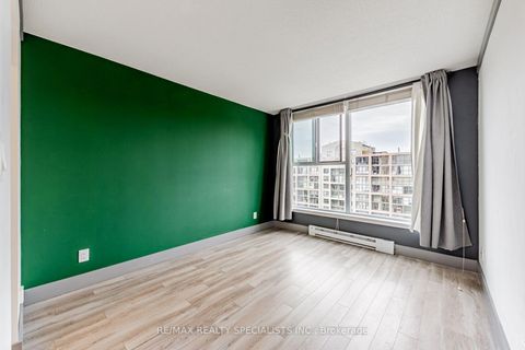 Photo 10 at 819 - 222 The Esplanade, Waterfront Communities C8, Toronto