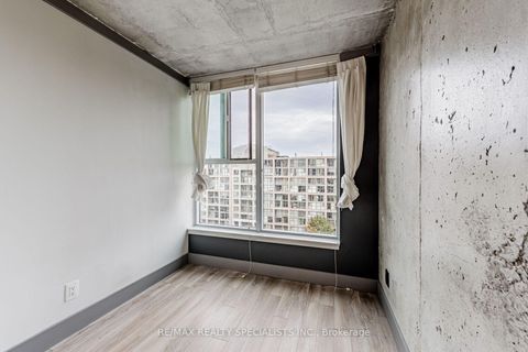 Photo 18 at 819 - 222 The Esplanade, Waterfront Communities C8, Toronto