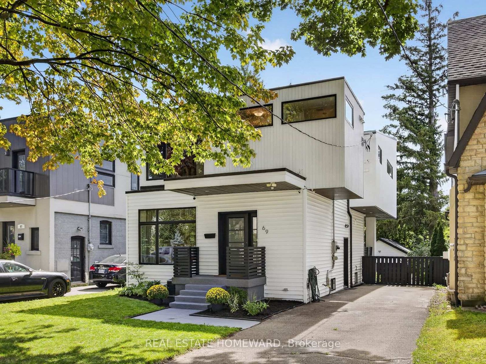 69 Ringley Avenue, Queensway, Toronto 