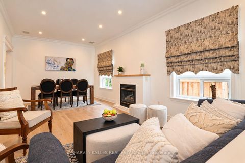 Photo 6 at 35 Water Garden Lane, Sonoma Heights, Vaughan