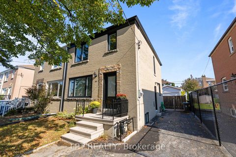 Photo 2 at 55 Laurel Avenue, Kennedy Park, Toronto