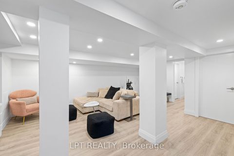 Photo 30 at 55 Laurel Avenue, Kennedy Park, Toronto