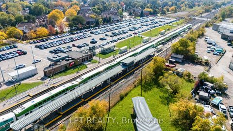 Photo 45 at 55 Laurel Avenue, Kennedy Park, Toronto