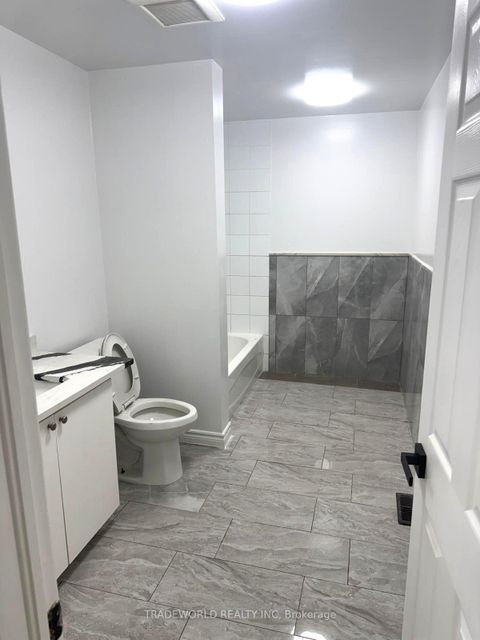 Photo 4 at 32 St Dunstan Drive, Oakridge, Toronto