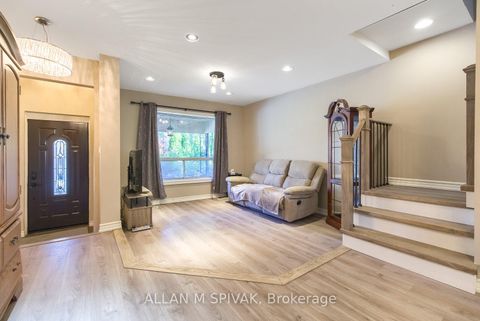 Photo 1 at 442 Crawford Street, Little Italy, Toronto