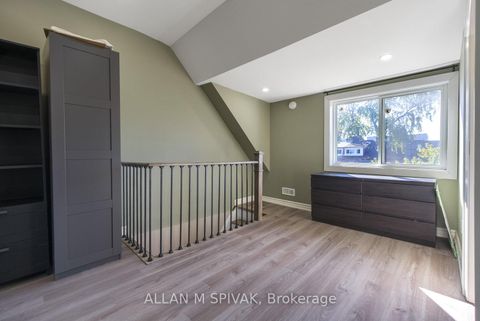 Photo 12 at 442 Crawford Street, Little Italy, Toronto