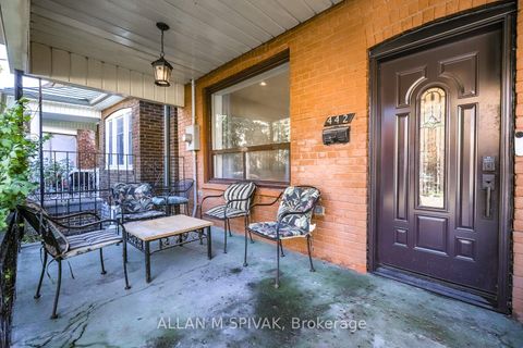 Photo 16 at 442 Crawford Street, Little Italy, Toronto