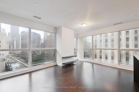 Photo 10 at 602 - 386 Yonge Street, Bay Street Corridor, Toronto