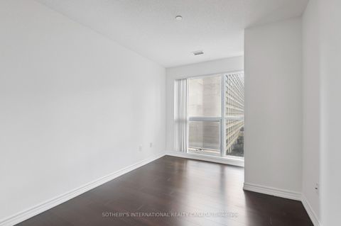Photo 16 at 602 - 386 Yonge Street, Bay Street Corridor, Toronto