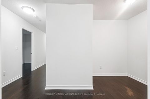 Photo 25 at 602 - 386 Yonge Street, Bay Street Corridor, Toronto