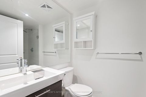 Photo 26 at 602 - 386 Yonge Street, Bay Street Corridor, Toronto