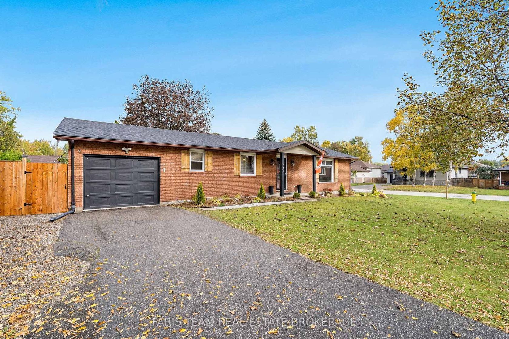 238 McCrea Drive, Stayner, Clearview photo number 2