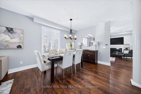 Photo 9 at 162 Estate Garden Drive, Oak Ridges, Richmond Hill