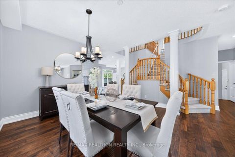 Photo 10 at 162 Estate Garden Drive, Oak Ridges, Richmond Hill