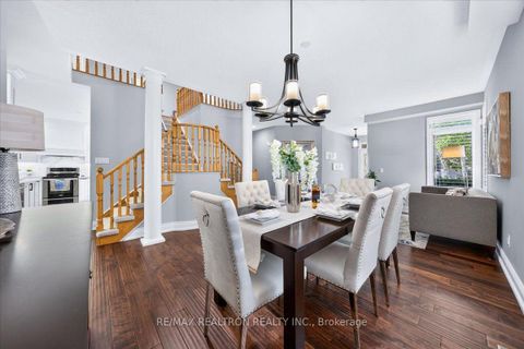 Photo 11 at 162 Estate Garden Drive, Oak Ridges, Richmond Hill