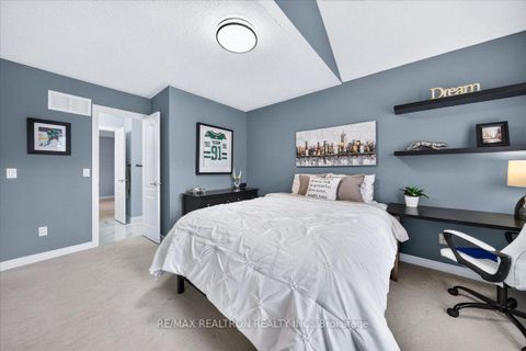 Photo 37 at 162 Estate Garden Drive, Oak Ridges, Richmond Hill