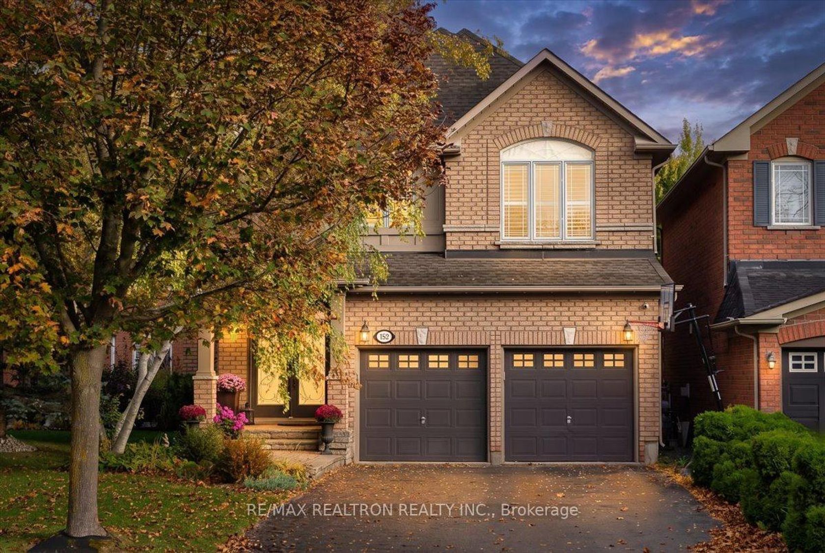 162 Estate Garden Drive, Oak Ridges, Richmond Hill photo number 2