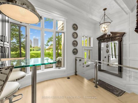 Photo 6 at 21 - 260 Russell Hill Road, Casa Loma, Toronto
