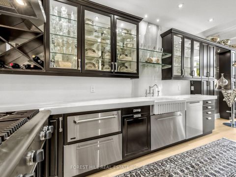 Photo 8 at 21 - 260 Russell Hill Road, Casa Loma, Toronto