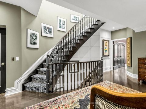 Photo 12 at 21 - 260 Russell Hill Road, Casa Loma, Toronto