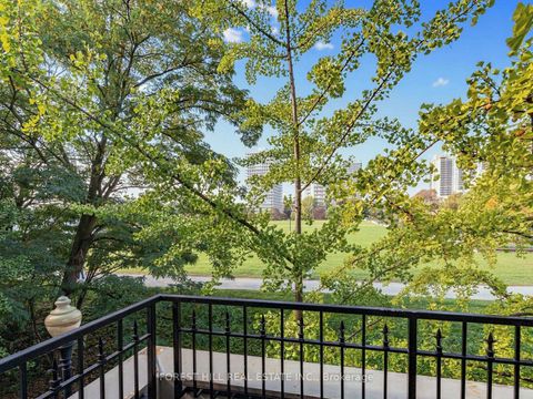 Photo 16 at 21 - 260 Russell Hill Road, Casa Loma, Toronto