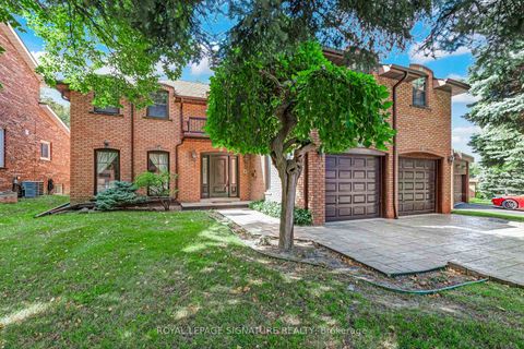Photo 1 at 54 Ambrose Road, Bayview Village, Toronto