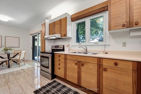 Photo 9 at 54 Ambrose Road, Bayview Village, Toronto
