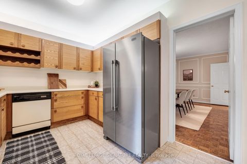 Photo 10 at 54 Ambrose Road, Bayview Village, Toronto