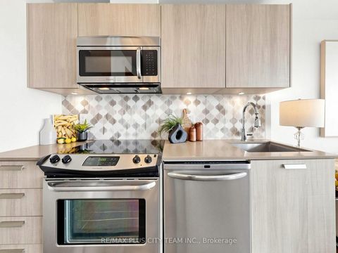 Photo 9 at 1107 - 1815 Yonge Street, Mount Pleasant West, Toronto