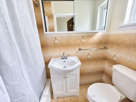 Photo 12 at 7 Pecan Court, Jane Heights, Toronto