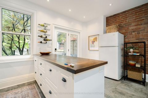 Photo 11 at 42 Fern Avenue, Roncesvalles, Toronto