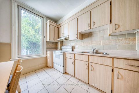 Photo 12 at 441 Delaware Avenue, Junction, Toronto