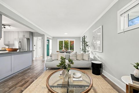 Photo 8 at 56 Christina Crescent, Maryvale, Toronto