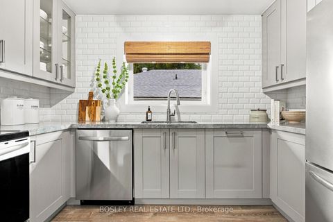 Photo 10 at 56 Christina Crescent, Maryvale, Toronto
