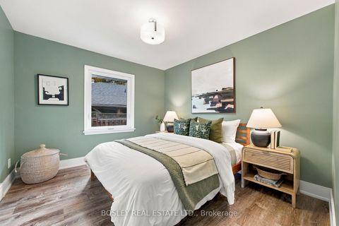 Photo 13 at 56 Christina Crescent, Maryvale, Toronto