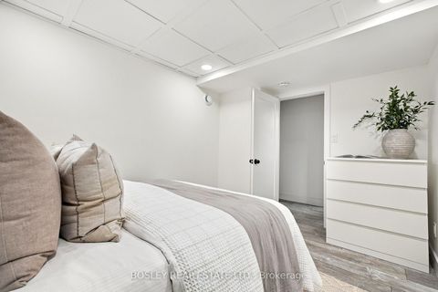 Photo 23 at 56 Christina Crescent, Maryvale, Toronto