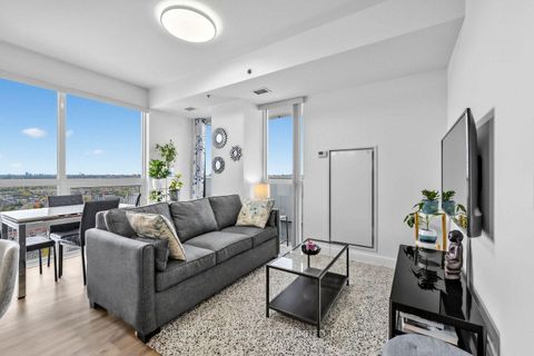 Photo 4 at 3001 - 318 Richmond Street W, Waterfront Communities C1, Toronto