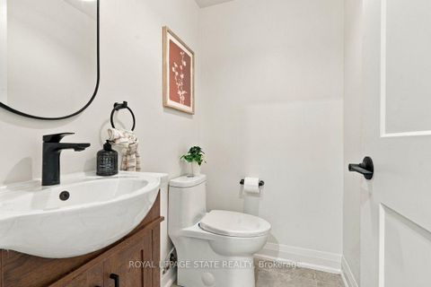 Photo 3 at 44 Viewcrest Circle, Clairville, Toronto