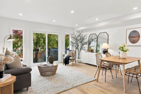 Photo 11 at 44 Viewcrest Circle, Clairville, Toronto