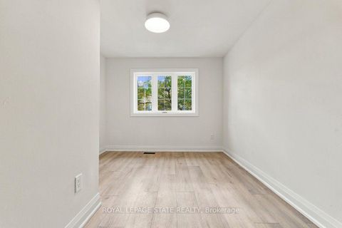 Photo 14 at 44 Viewcrest Circle, Clairville, Toronto