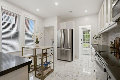 Photo 13 at 28 Conway Avenue, Oakwood Village, Toronto