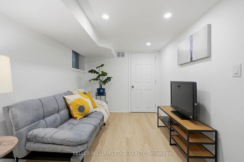 Photo 32 at 28 Conway Avenue, Oakwood Village, Toronto