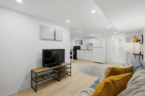 Photo 34 at 28 Conway Avenue, Oakwood Village, Toronto