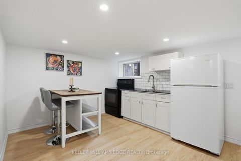 Photo 35 at 28 Conway Avenue, Oakwood Village, Toronto