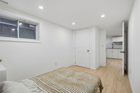 Photo 37 at 28 Conway Avenue, Oakwood Village, Toronto