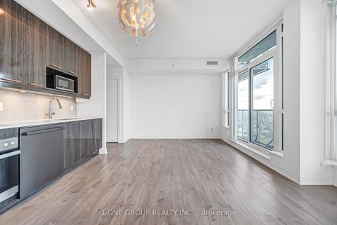 Photo 7 at 3901 - 30 Nelson Street, Waterfront Communities C1, Toronto