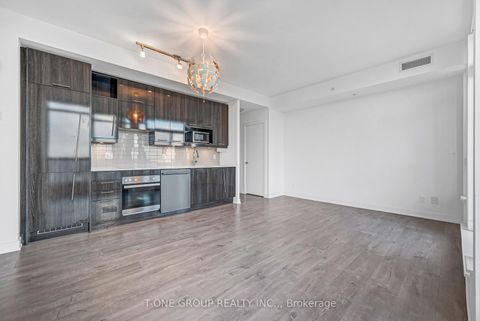 Photo 9 at 3901 - 30 Nelson Street, Waterfront Communities C1, Toronto