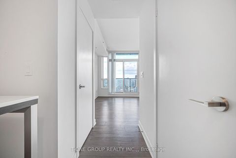 Photo 14 at 3901 - 30 Nelson Street, Waterfront Communities C1, Toronto